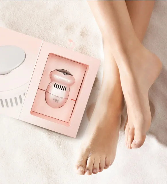 Multifunctional electric foot file grinder in beige with two diamond grinding heads and sponge ring