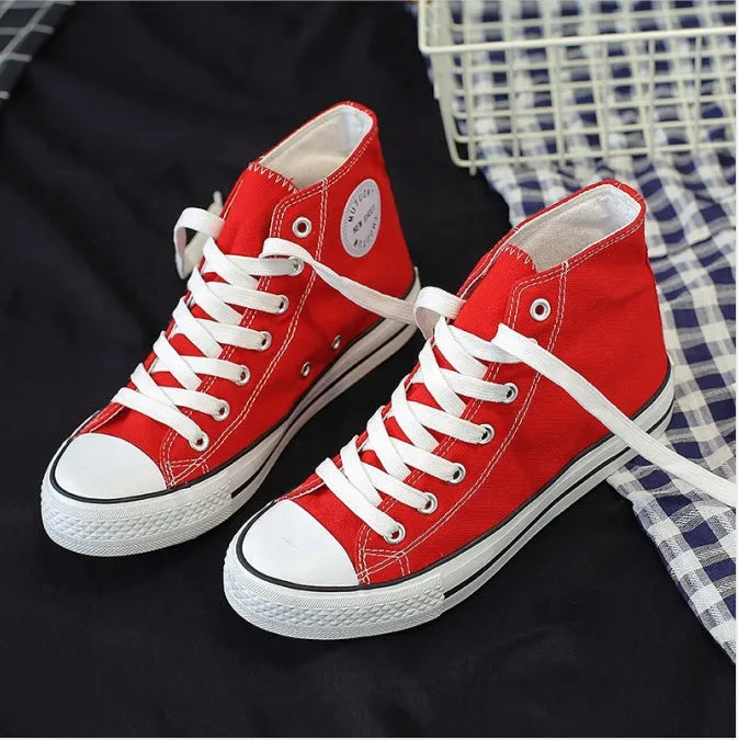 High-top canvas shoes with beef tendon vulcanised sole, front strap, plain design, red black white and dark blue