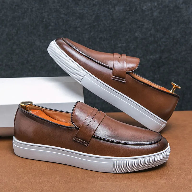 Plus size men's board shoes in black or brown with artificial PU upper, flat heel, rubber sole, and round toe