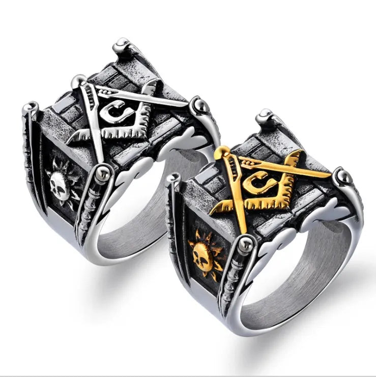 Handmade Masonic ring for men with sun and moon motifs, high-polish silver colour, size 10