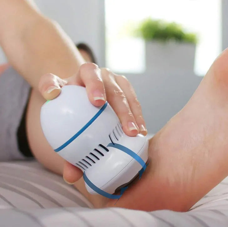 Multifunctional electric foot file grinder in beige with two diamond grinding heads and sponge ring