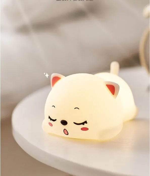 Silicone bedside night light 0.45W low voltage 137x98x76mm colourful remote control option