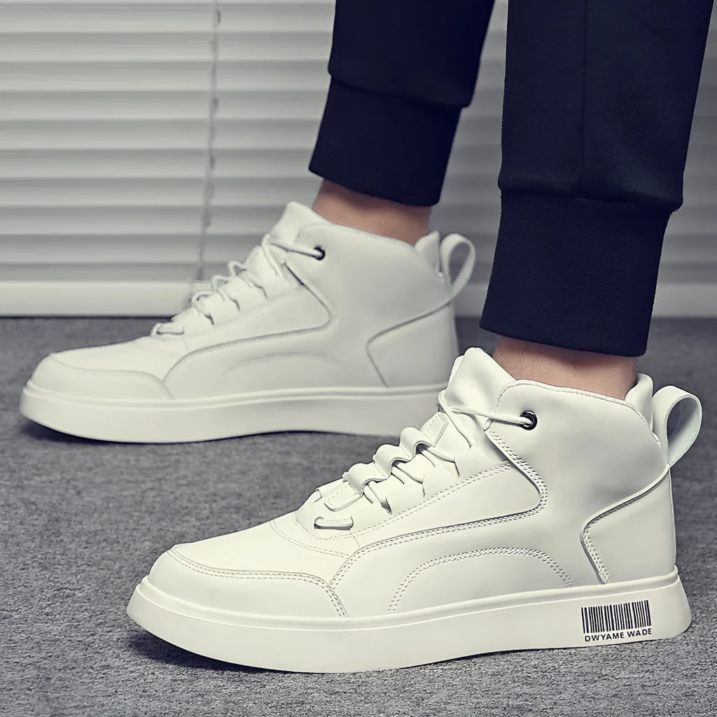 Men's white mid-top casual board shoes with round toe and lace-up design