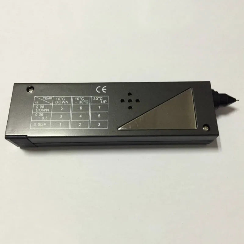 Black diamond thermal conductivity tester with metal probe for gemstone identification