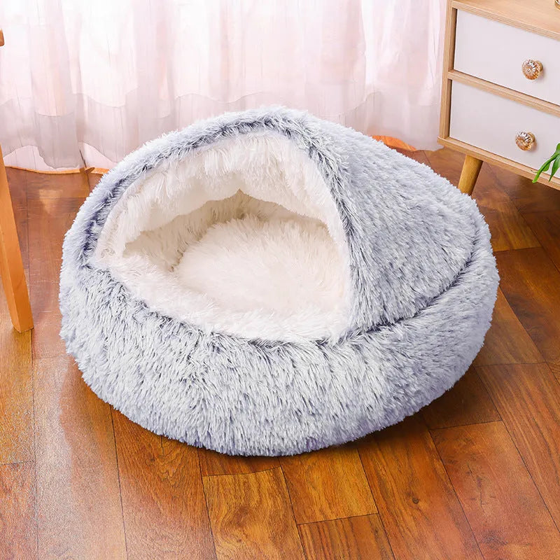 Waterproof cloth dog kennel in a semi-enclosed warm room design, shown in a gradient colour.
