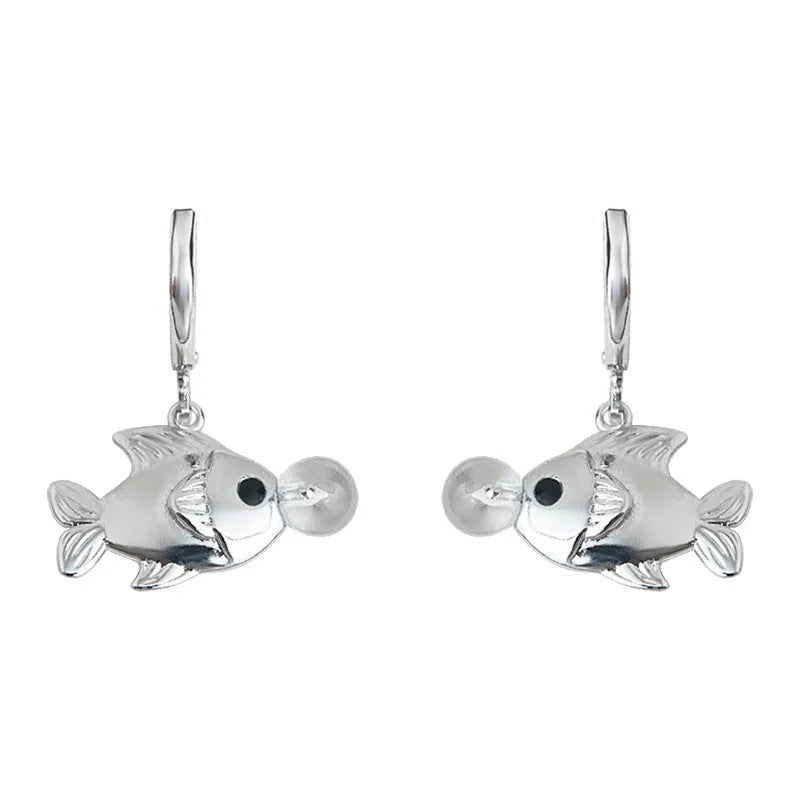 Copper bubble fish earrings with electroplated finish and animal modelling design