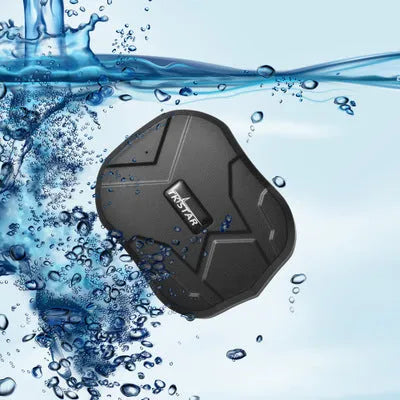 Black GPS locator with waterproof case, magnet mount and 5000 mAh battery, 90 x 74 x 25 mm
