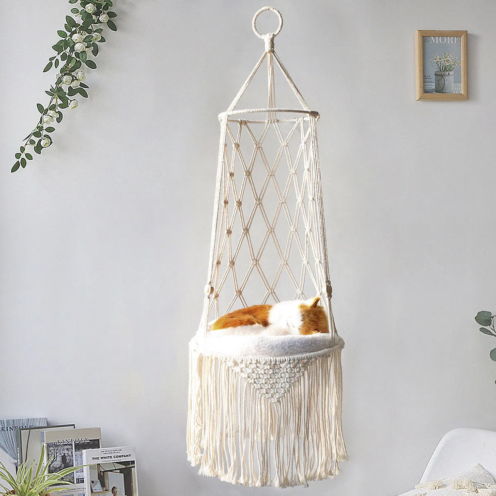 Macrame hanging pet bed in natural colour for cats, woven cotton hammock with 25x30x45 cm dimensions