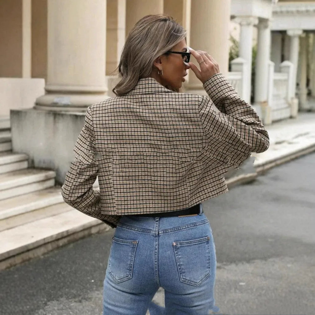 Women's short plaid coat cardigan in flocking polyester, button front, regular sleeves, 40cm length