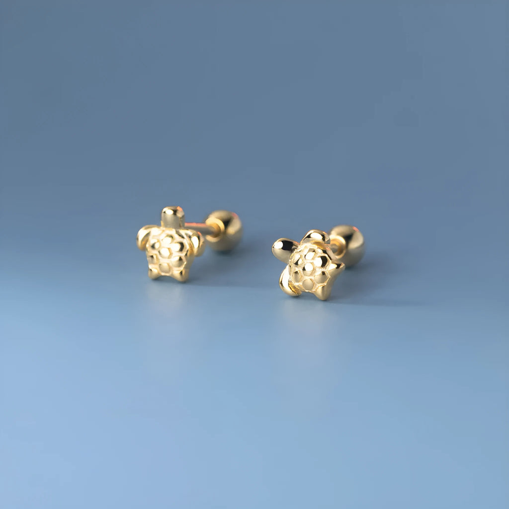 Small turtle animal thread earrings in 925 silver with gold or silver finish