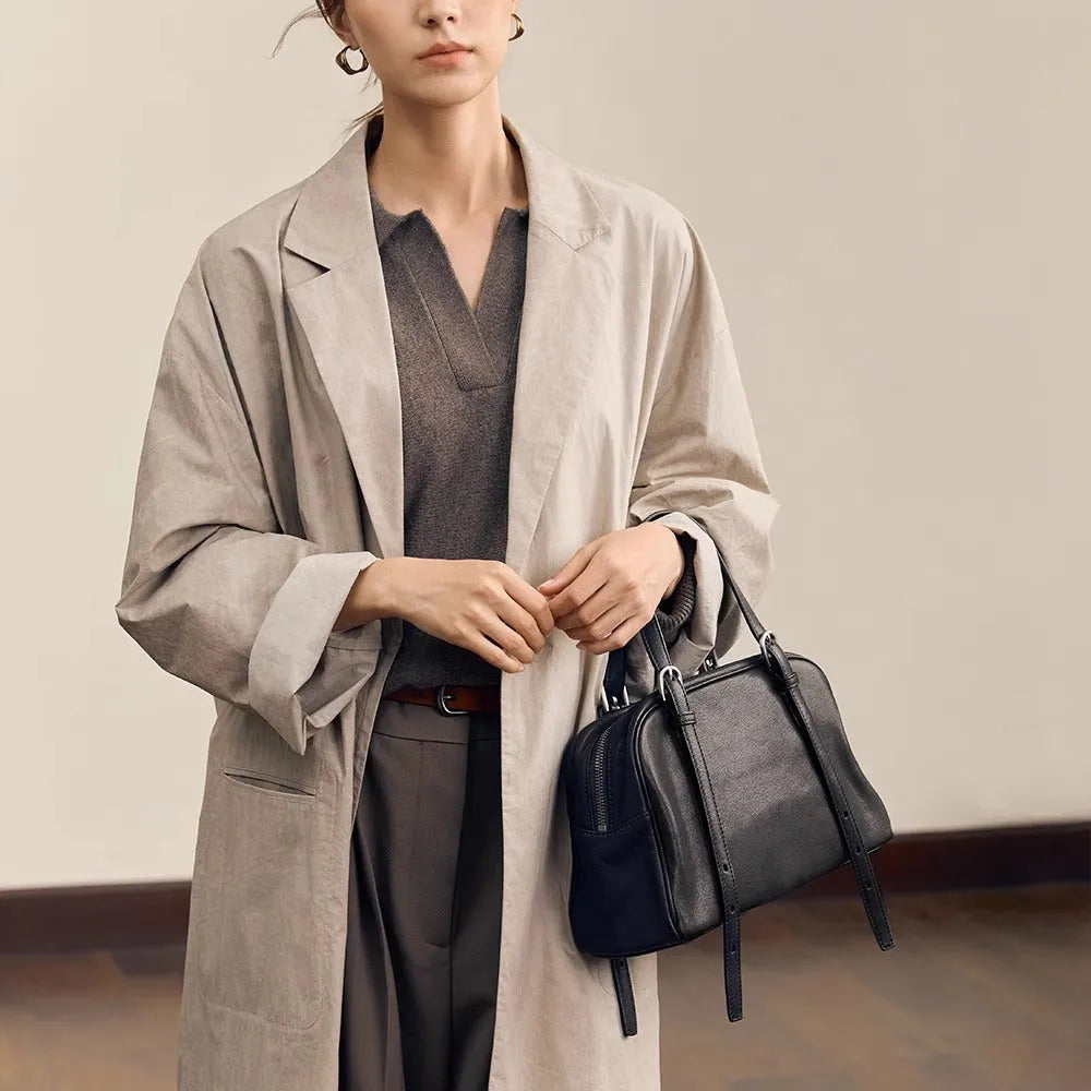 Women's retro style genuine leather shoulder bag with double straps in horizontal square design
