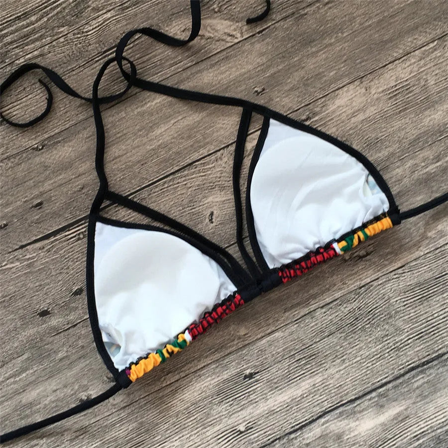 Women's high-waist digital print bikini swimsuit set with quick-drying fabric.