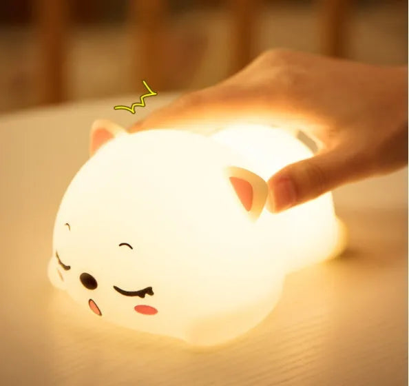 Silicone bedside night light 0.45W low voltage 137x98x76mm colourful remote control option