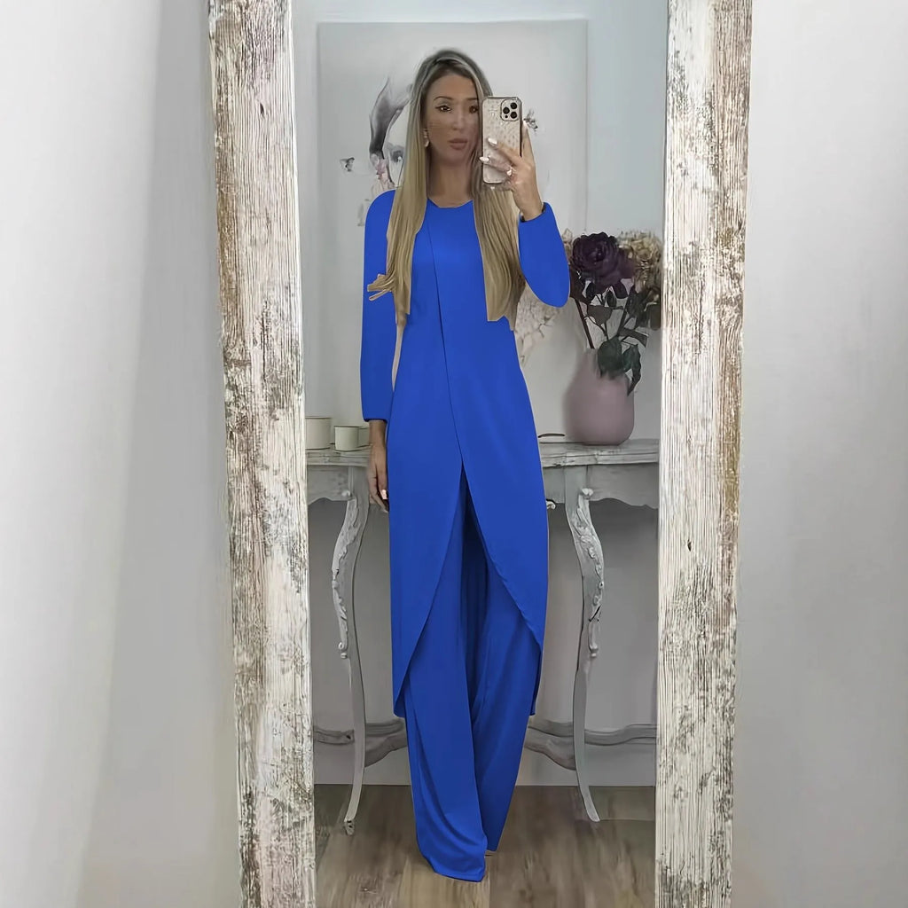 Casual long sleeve round neck top and matching trousers lounge set in polyester fabric