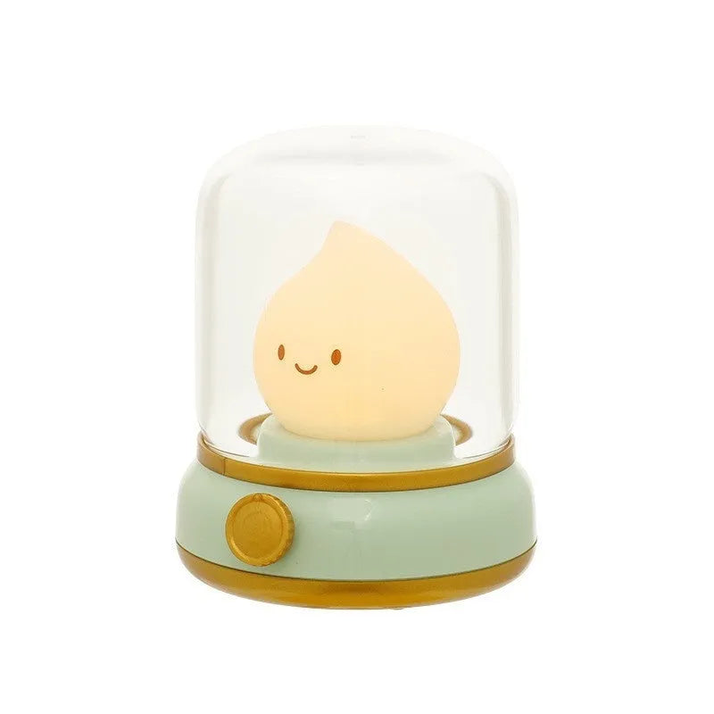 Retro USB rechargeable LED night lamp in green or yellow with dimming and candlelight mode, 100 x 108 x 124 mm.