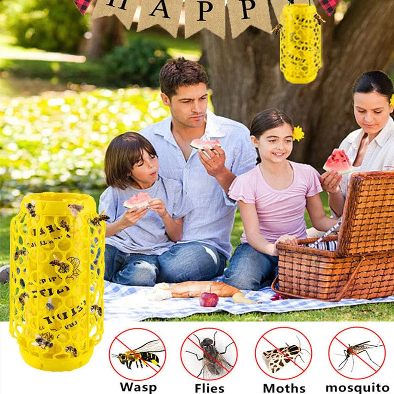 Hanging hornet catcher with sticky catchers and outer mesh, made from PP, for outdoor insect control