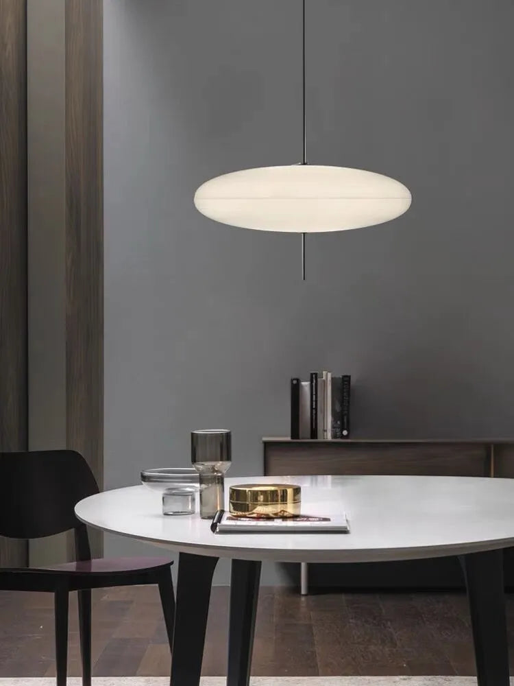 Nordic retro designer UFO pendant chandelier ceiling light in black and white finish