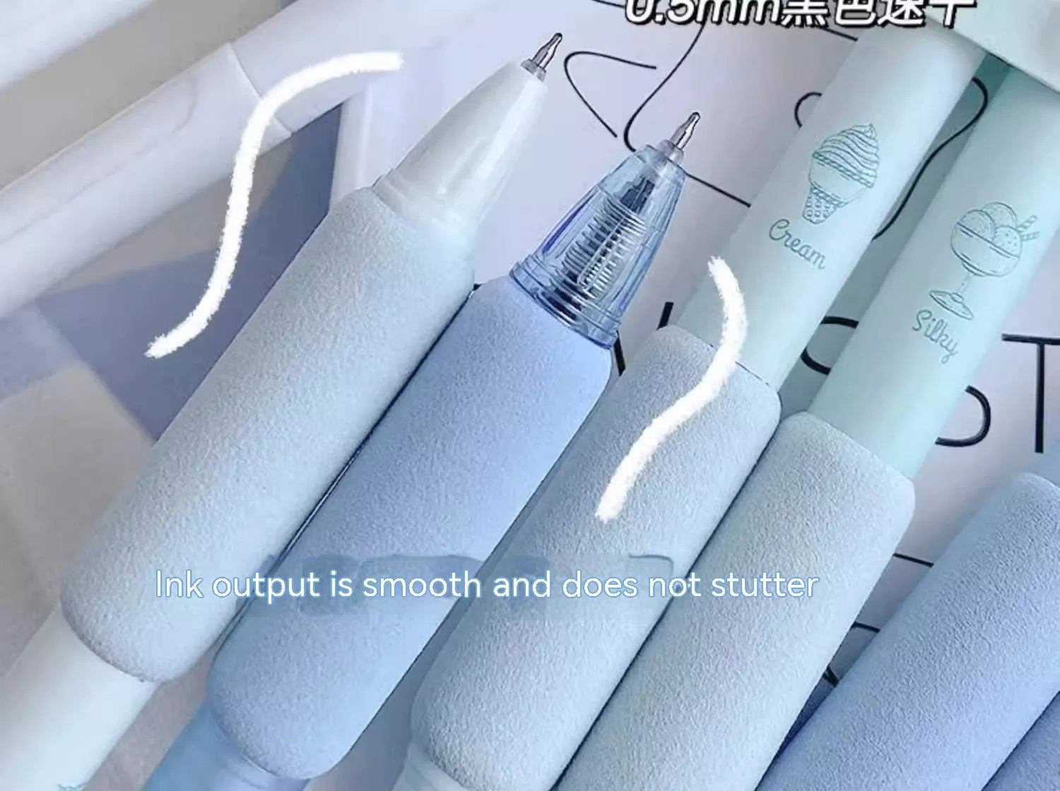 Set of four double-headed highlighters with 0.5mm fine tips and chisel tips in neutral colours.