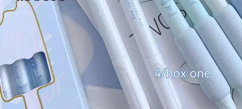 Set of four double-headed highlighters with 0.5mm fine tips and chisel tips in neutral colours.