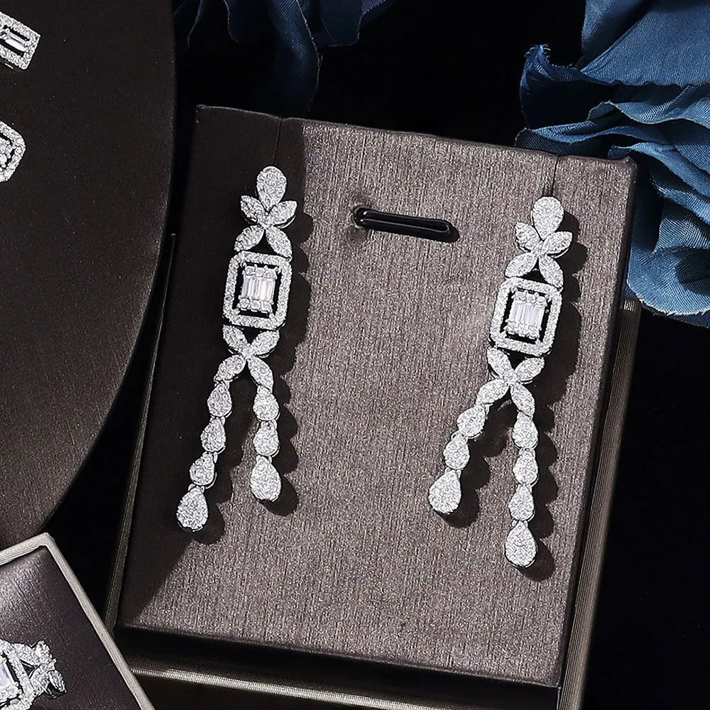 White zircon copper jewellery set with necklace, earrings, bracelet, and ring for women