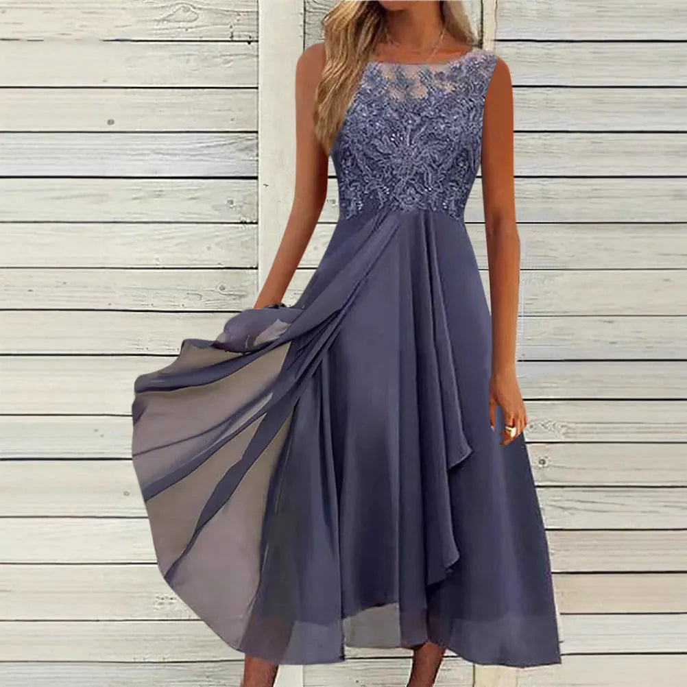 Women's sleeveless green chiffon dress with lace hollow-out detail and a mid-length princess skirt.