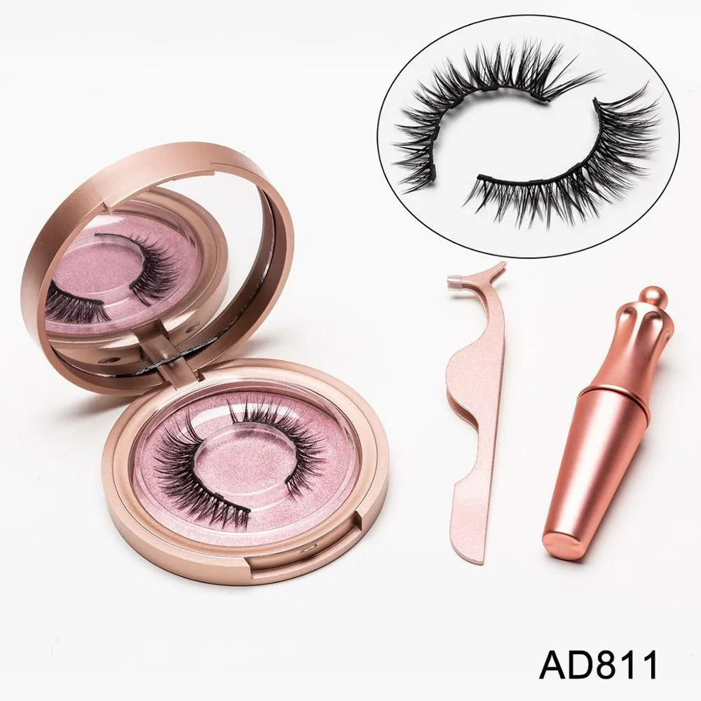 Magnetic eyeliner and false eyelashes set with five pairs of faux mink hair lashes, tweezers, and mirror case
