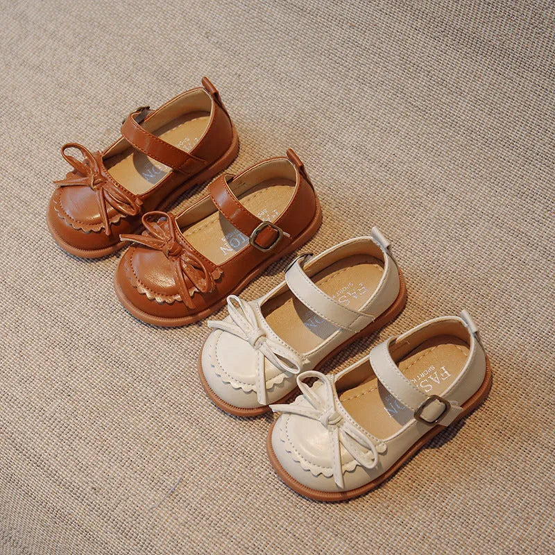 Children's leather shoes with non-slip beef tendon sole and Velcro strap in black, beige, or brown
