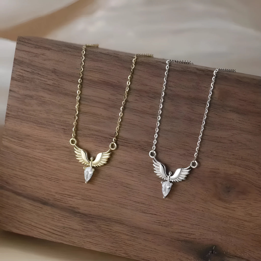 Women's sterling silver eagle pendant necklace on a polished O-ring chain, adjustable from 41cm to 50cm.