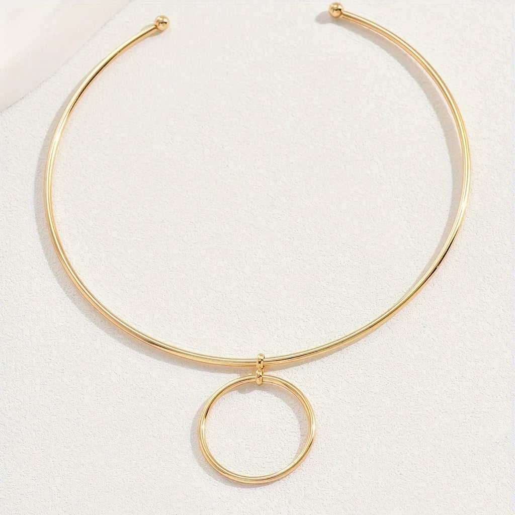 Gold metal geometric round pendant choker necklace on women link chain copper base