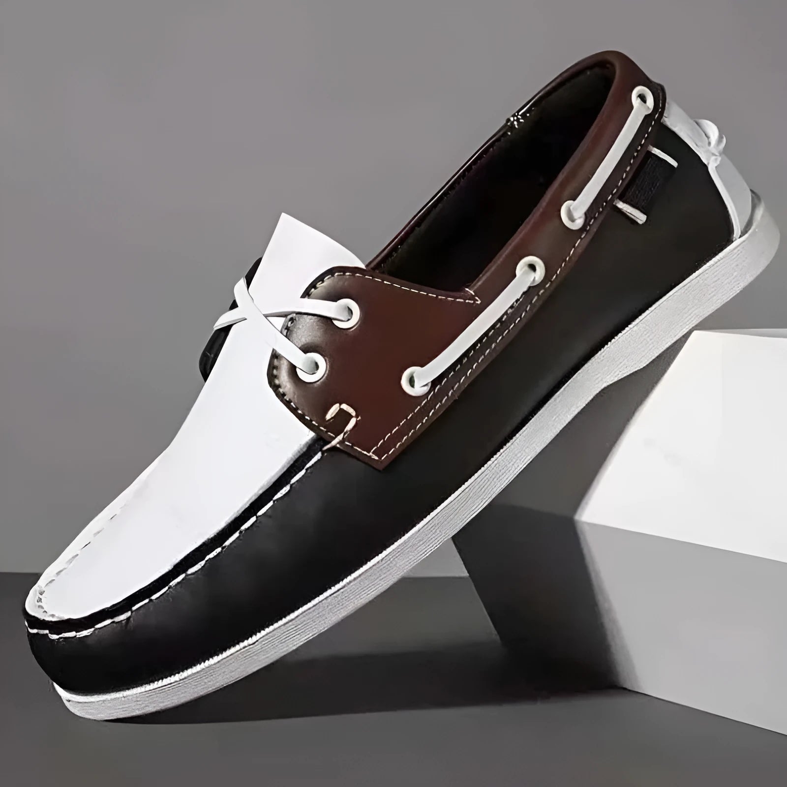 Men's British style casual shoes with artificial PU upper and round toe flat heel design