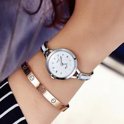 25mm round fashion watch bracelet with stainless steel strap, metal case, and gold or silver colour option