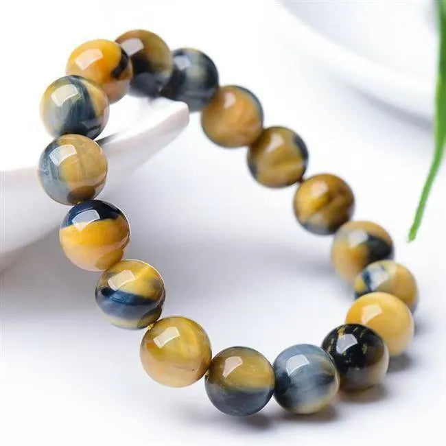 Fantasy tiger eye agate bracelet with round beads in a geometric unisex design