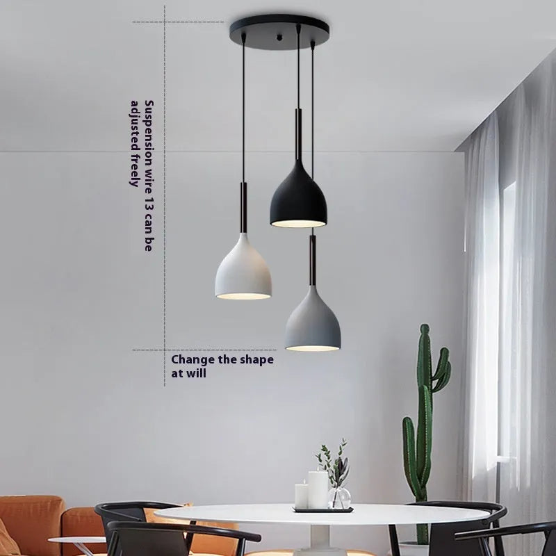 Nordic three-head pendant light in black finish for dining room 220V