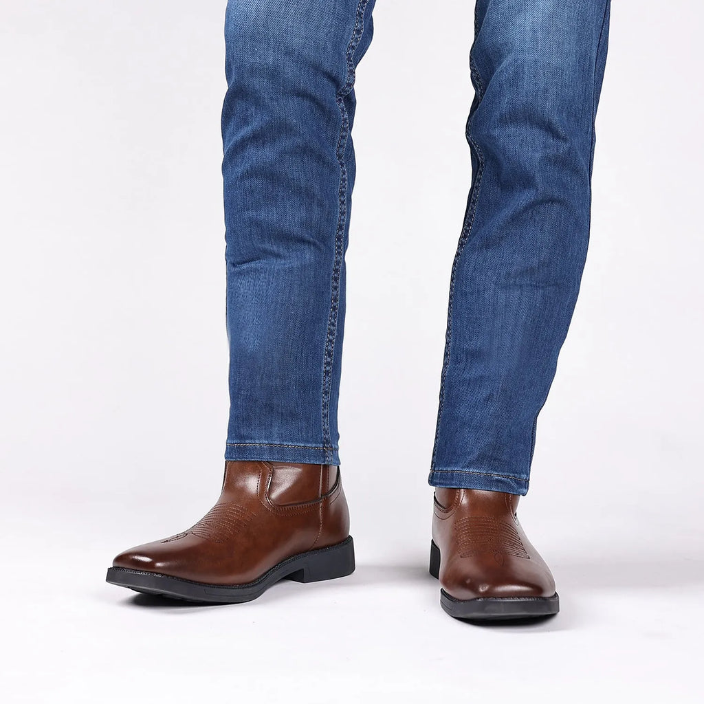 Men's brown retro cowboy boot with embroidered wide head and printed leather texture.