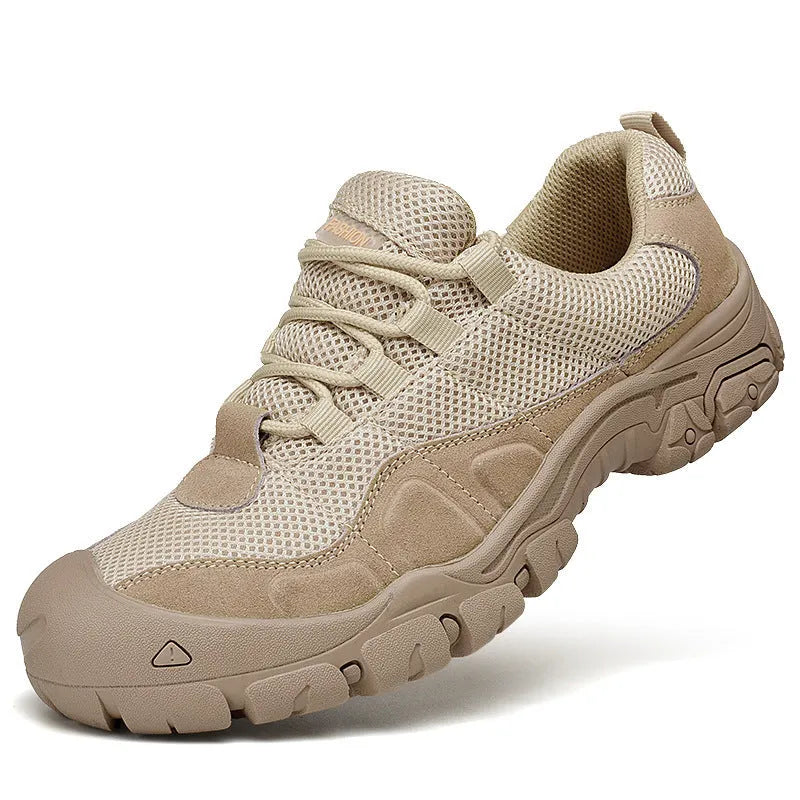 Non-slip breathable canvas hiking shoes in black with rubber sole and low top design