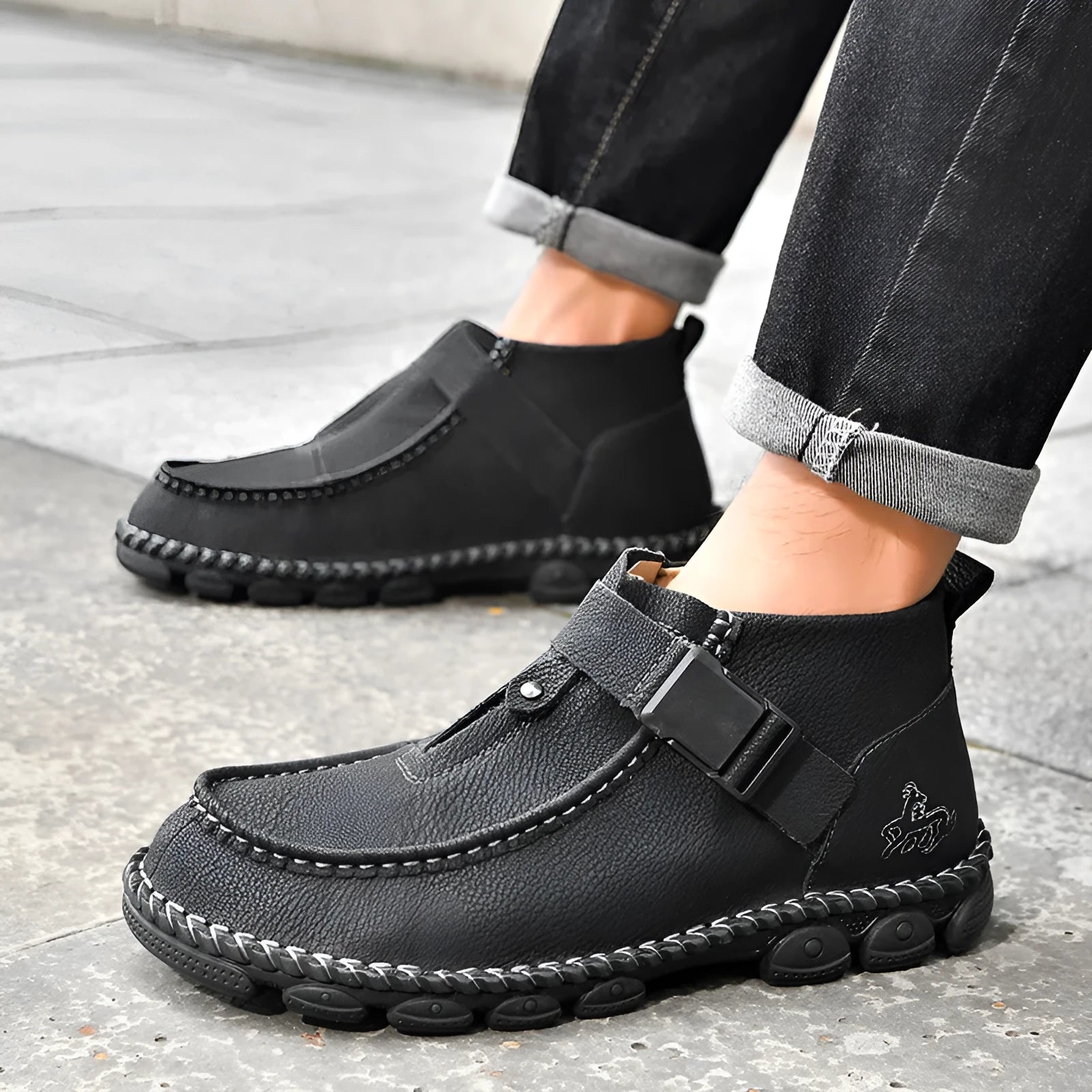 Handmade stitching casual slip on shoes with flat heel and shock absorption in three colours