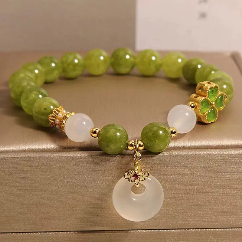 Women's green tourmaline bracelet with four-leaf clover charm and safety buckle in new Chinese style