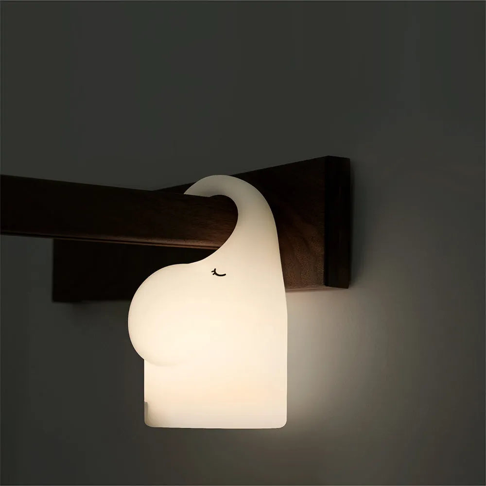 DOMI Elephant silicone night light with warm white 3000K LED glow, 96mm wide by 151mm tall