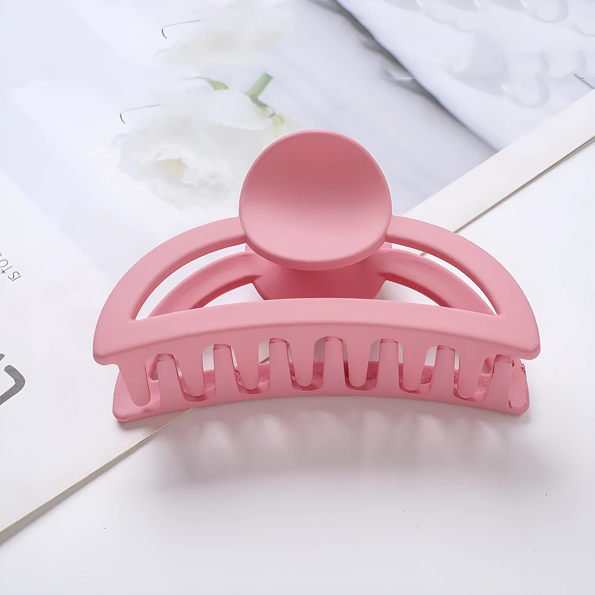 Geometric metal resin large shark hair clip in baking varnish finish, available in multiple colours