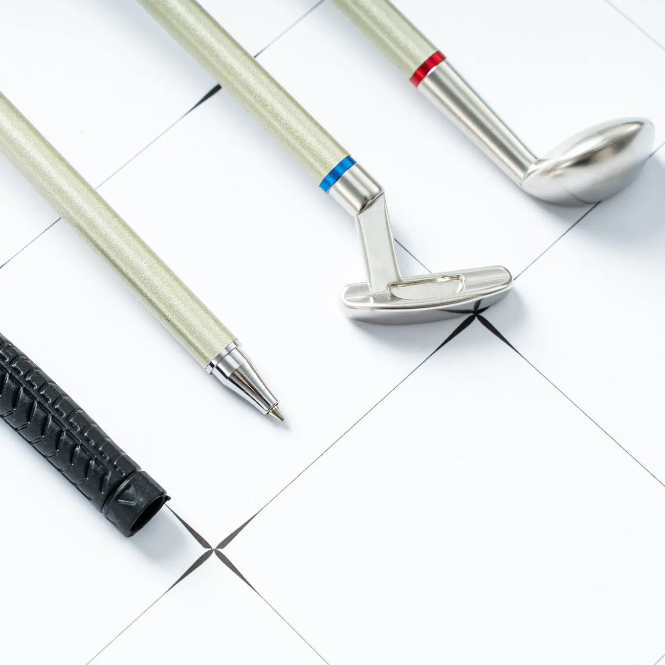 Three metal ballpoint pens with 0.7mm bullet-type heads in gift packaging