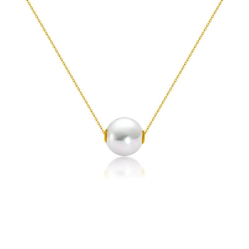 Pearl clavicle necklace with mother-of-pearl pendant in 18K gold finish on delicate chain
