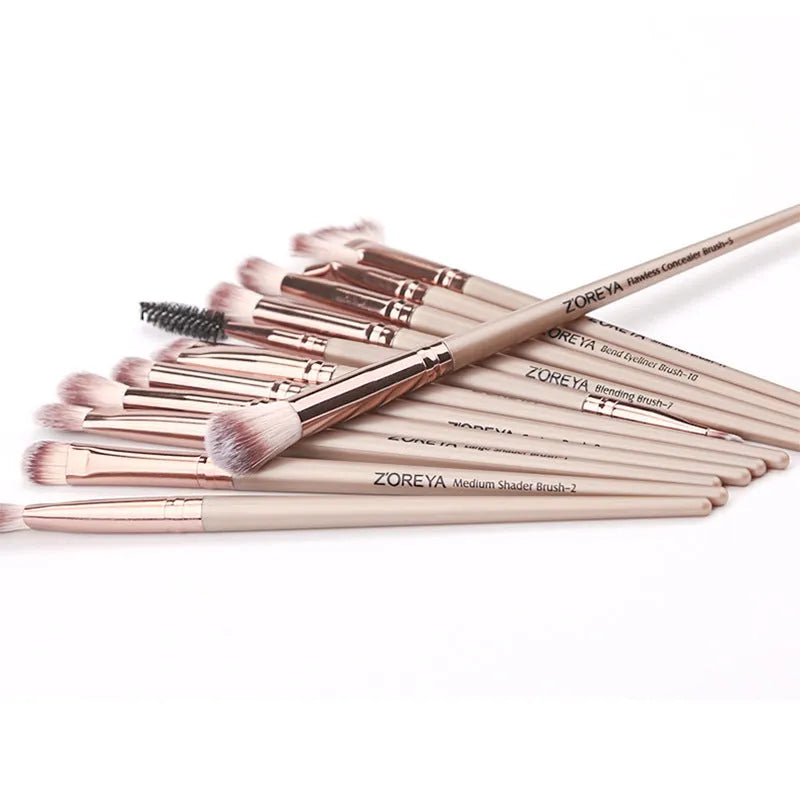 ZOREYA soft hair makeup brush with 1.5cm man-made fibre hair, 17cm long rod PU handle, in Black or Champagne.