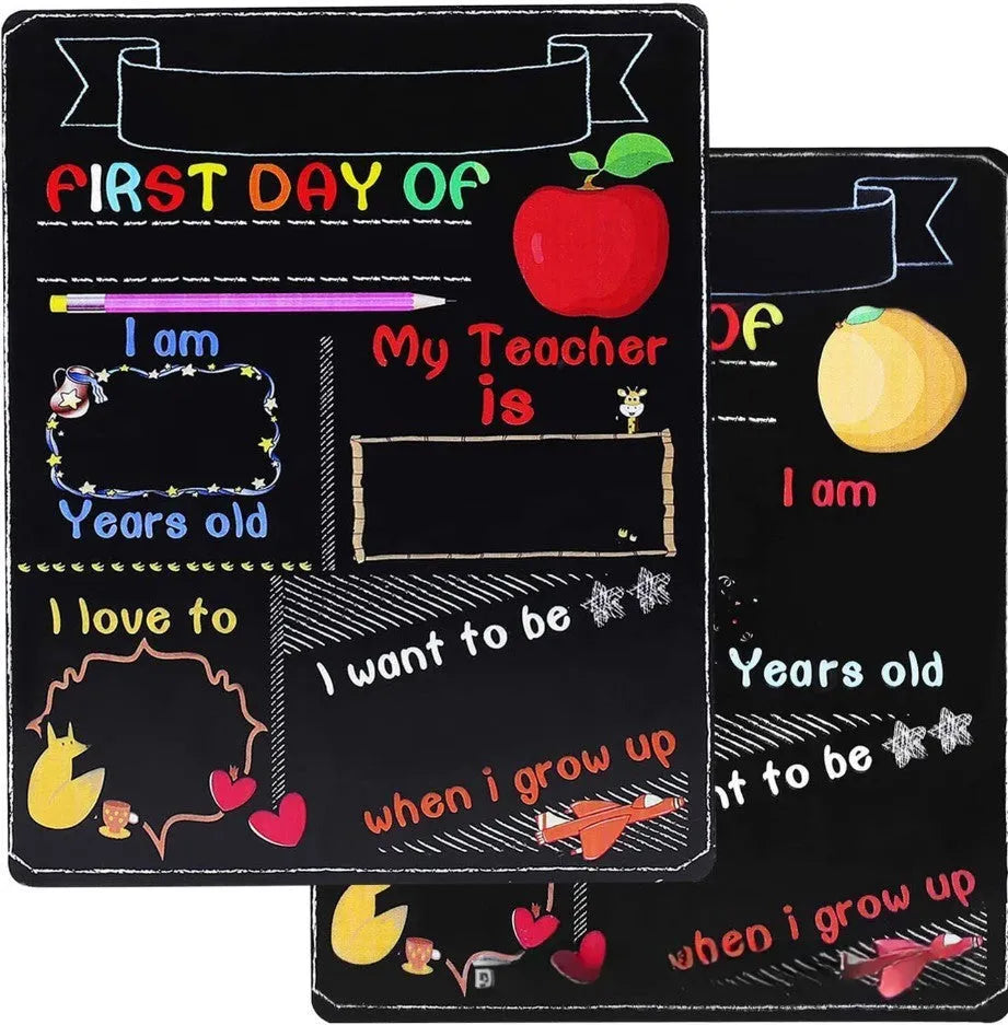 Rectangular wooden blackboard ornament for first day of school, showing dimensions of 25.5 by 30 cm.