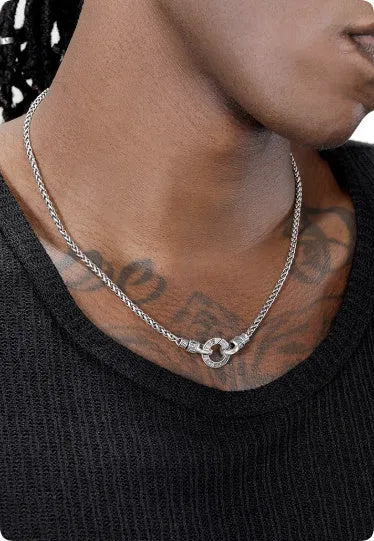 A sterling silver clavicle necklace for women with a choice of 50cm, 55cm, or 60cm chain lengths.