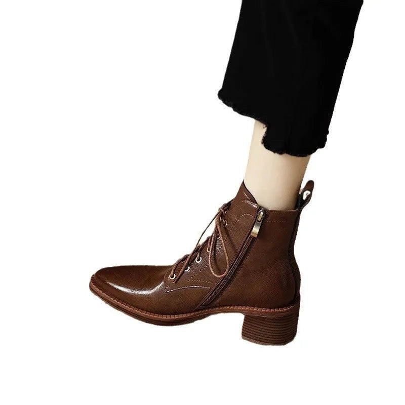 Women's black pointed toe ankle boots with 5.5cm heel and 13cm sock length