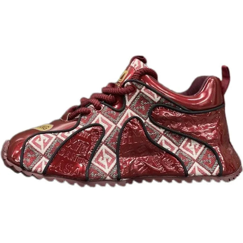 Men's platform trainers with embroidered stitching, thick rubber sole, mid heel, front lace-up, in scarlet black or creamy-white