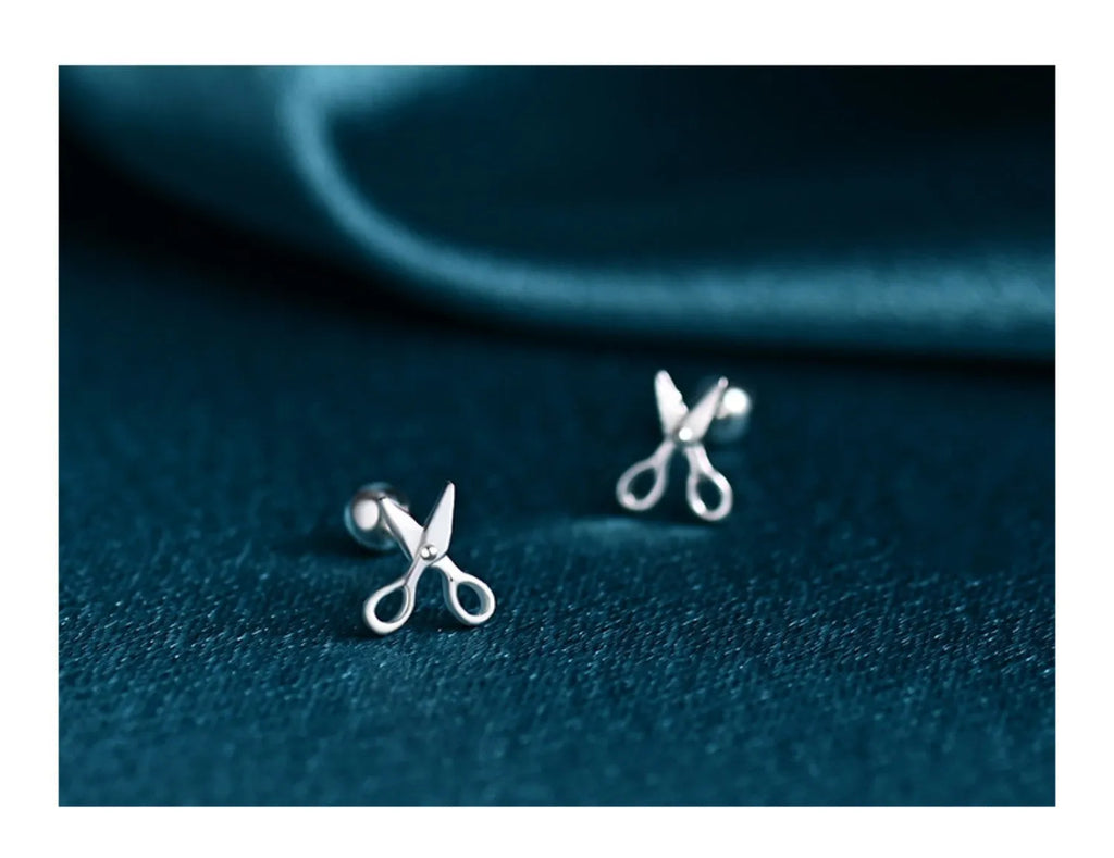 Pure silver ear nail cuff earrings with mini scissors screws detail for cartilage
