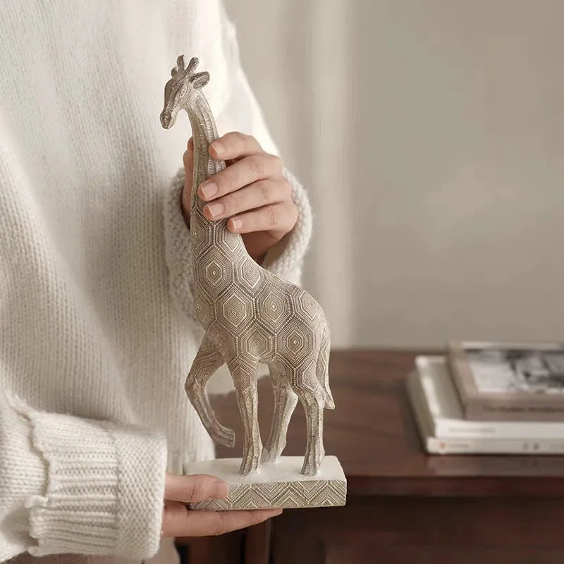 European style wood colour resin giraffe decorative ornament for home shelf display.