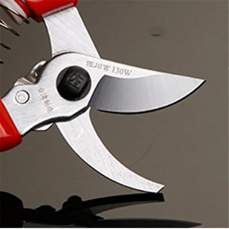 130W pruning shears with SK5 high carbon steel blades for landscaping, random colour, single pair