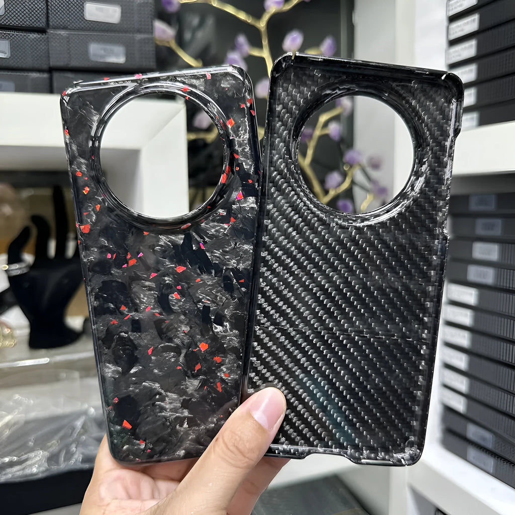 Carbon fibre hard phone case for Huawei Mate 60 Pro with forged pattern and heat dissipation